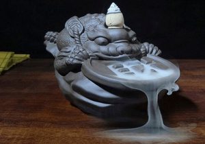 thác khói trầm hương là gì