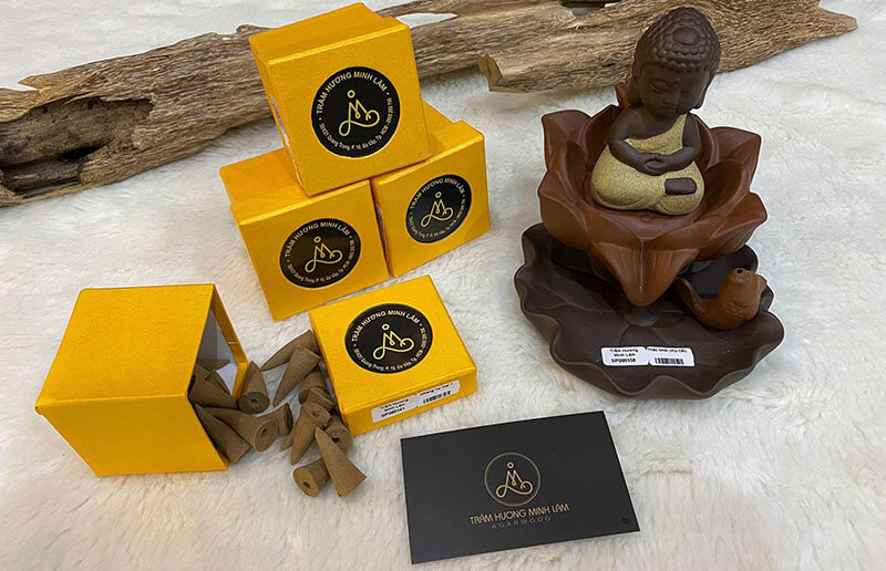 Thác khói Trầm Hương